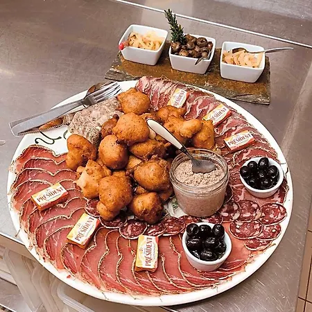 Bed & Breakfast Ferme U San Martinu 3*